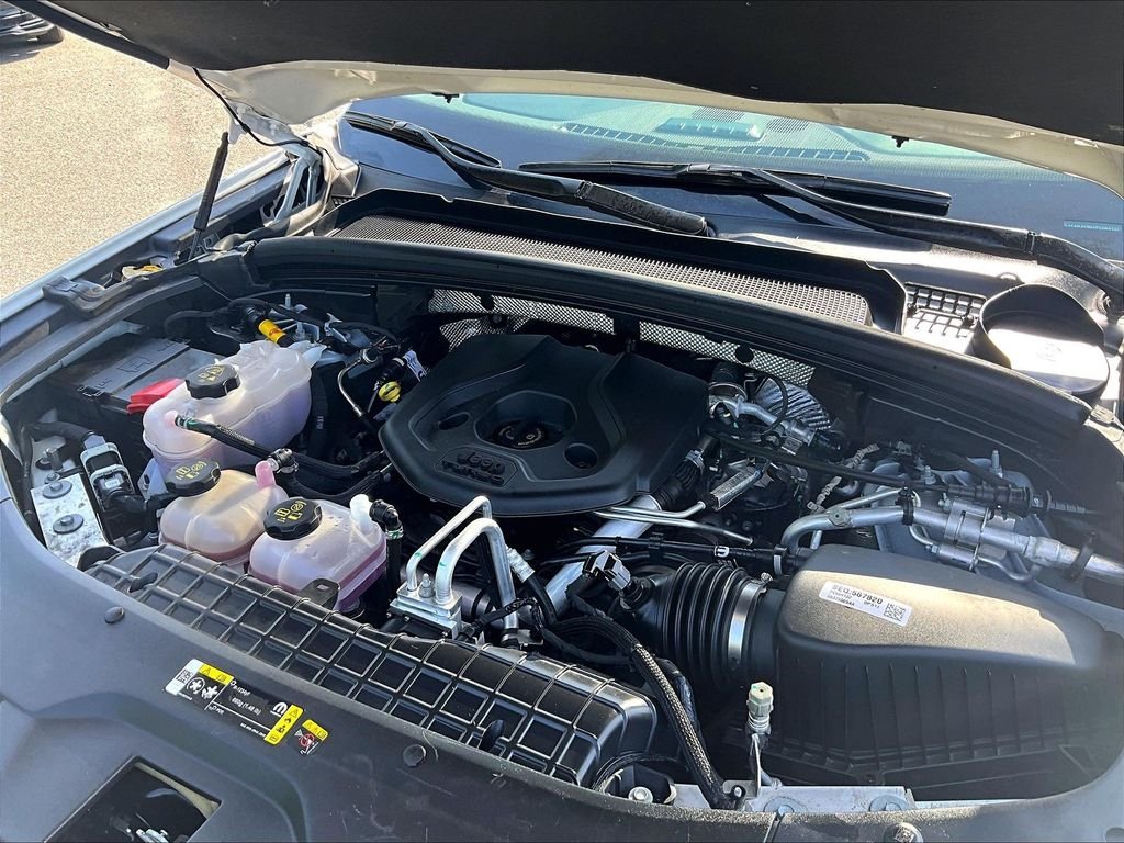 Used 2023 White Jeep 4xe image 34