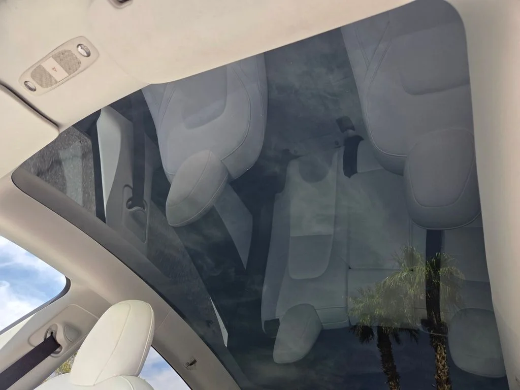 Used 2020  Tesla Long Range image 14