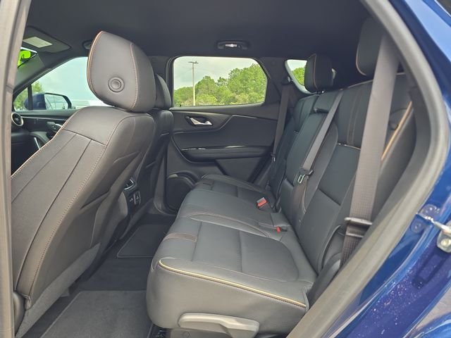 Used 2023 Blue Chevrolet Premier image 13