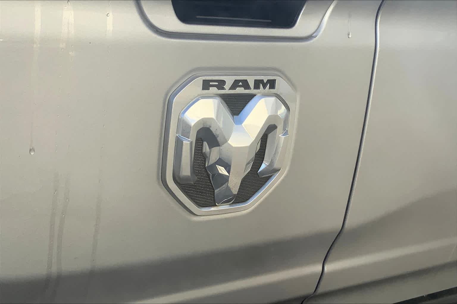 Used 2020 Billet Silver Metallic Clearcoat Ram Longhorn image 9
