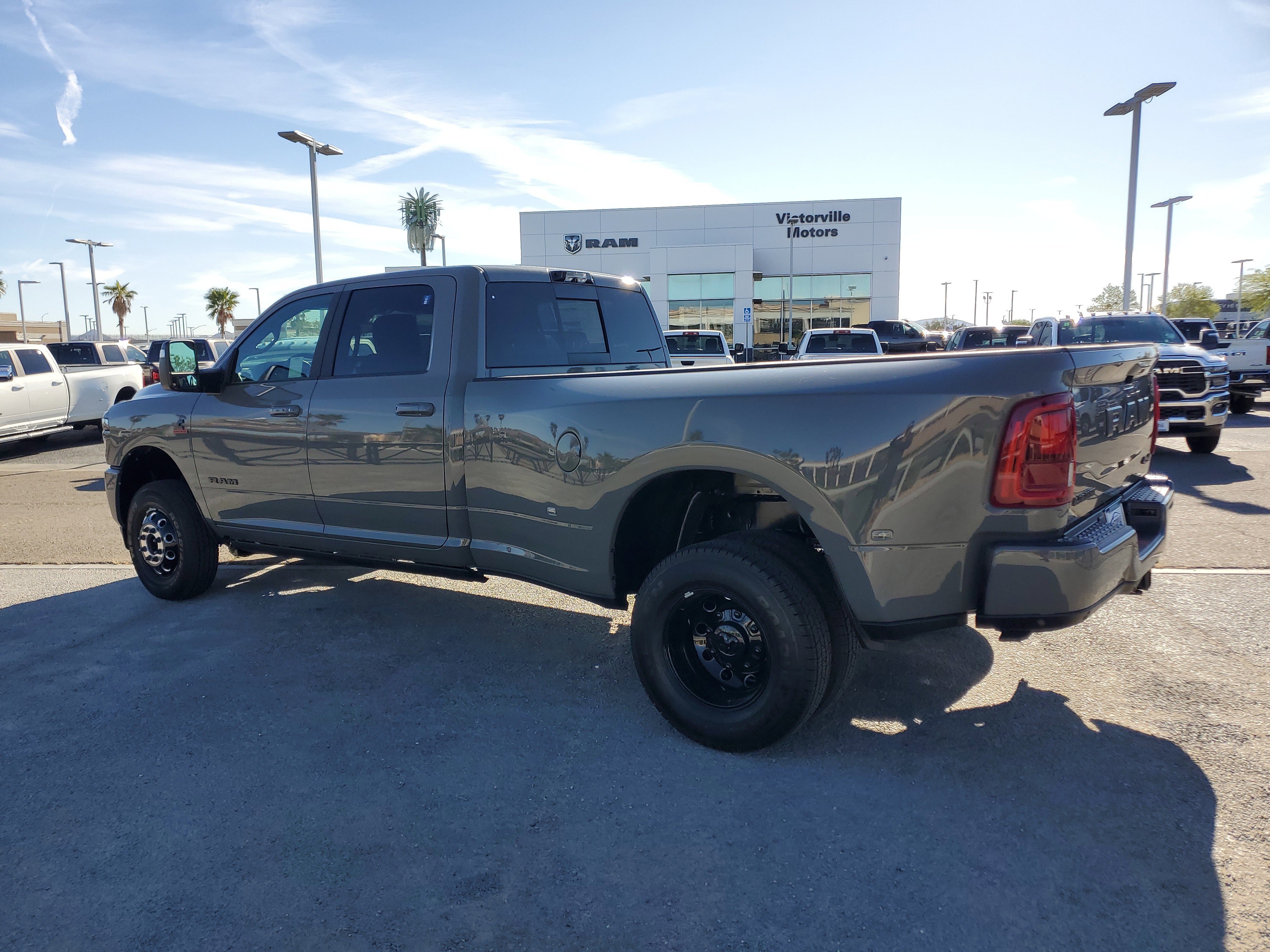 New 2026 Ceramic Gray Clear-Coat Exterior Paint RAM Laramie image 5