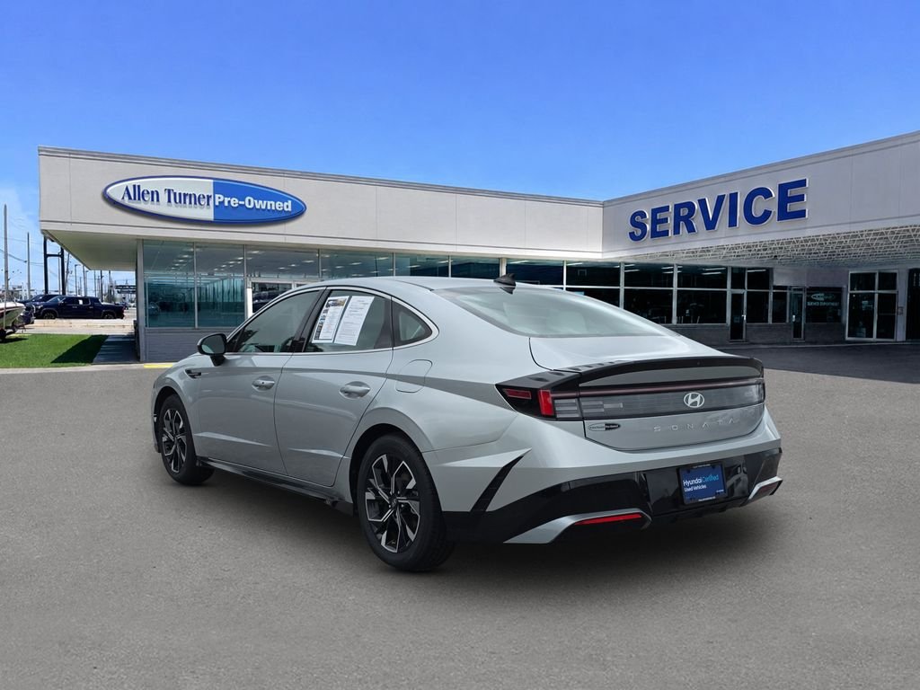 Used 2024 Aero Silver Hyundai SEL image 6