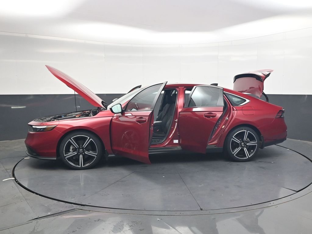 Used 2023  Honda Sport image 37