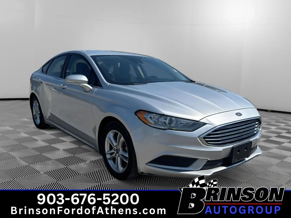 Used 2018 Ingot Silver Metallic Ford SE image 3