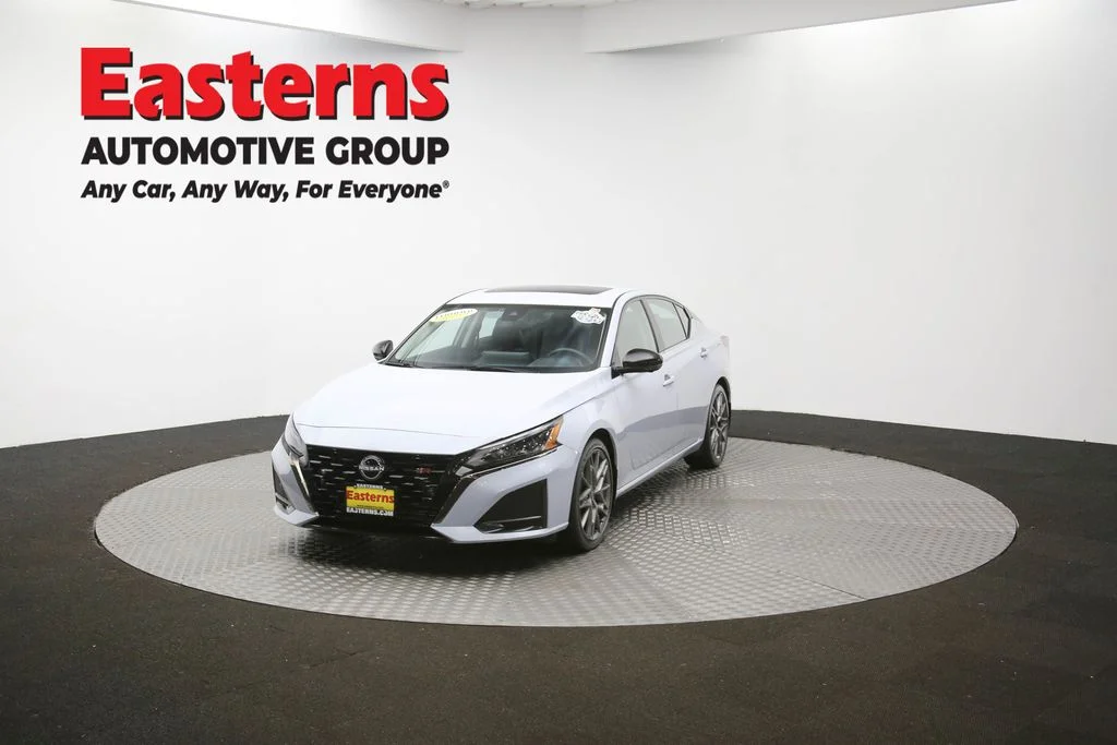 Used 2023 Gray Nissan 2.0 SR image 53