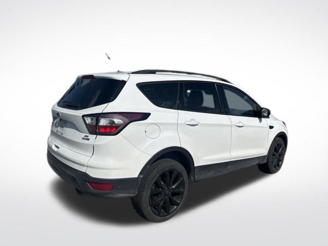 Used 2017 White Ford SE image 5