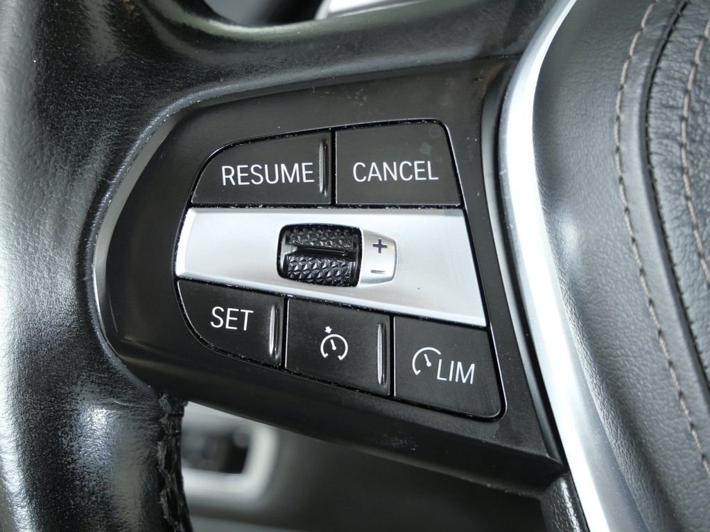 Used 2020 Jet Black BMW xDrive40i image 39
