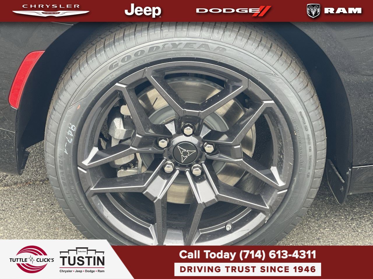 New 2026 Diamond Black Crystal Pearlcoat Dodge Scat Pack image 11