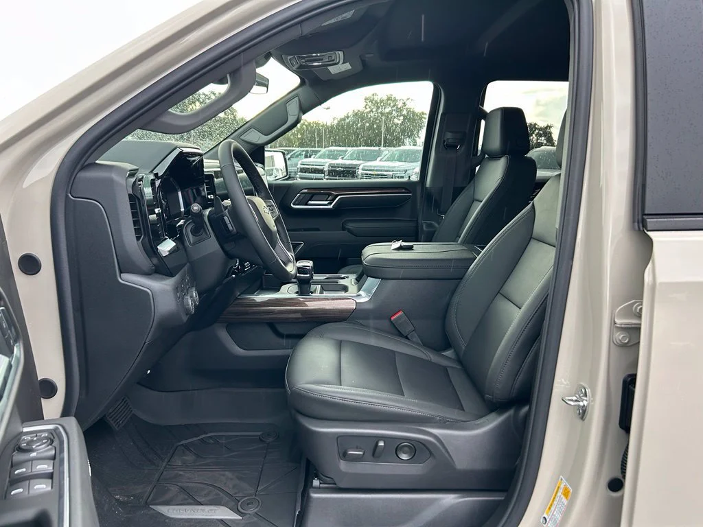 2026 Chevrolet Silverado 1500 RST - Photo 14