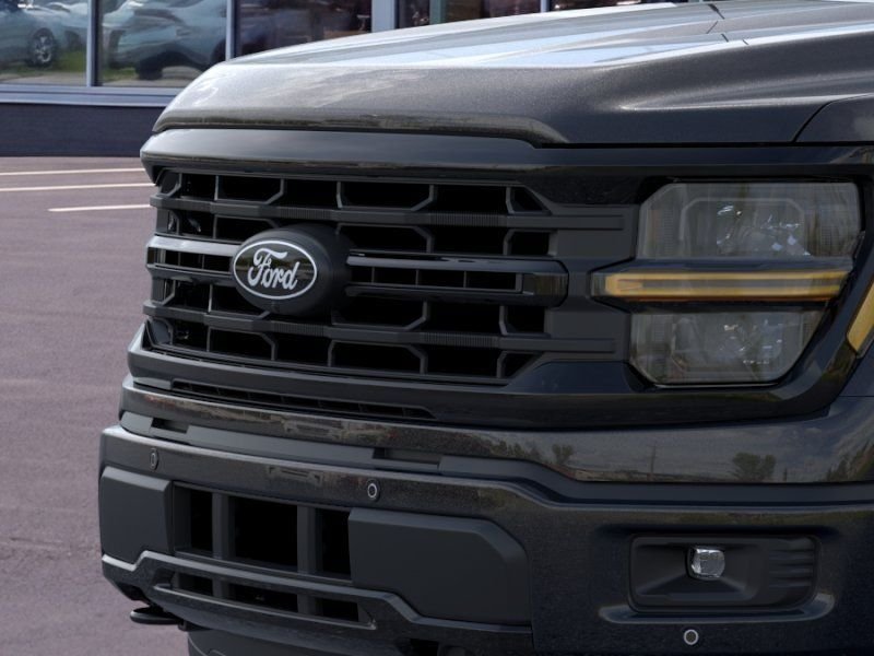 New 2026 Agate Black Metallic Ford XLT image 39