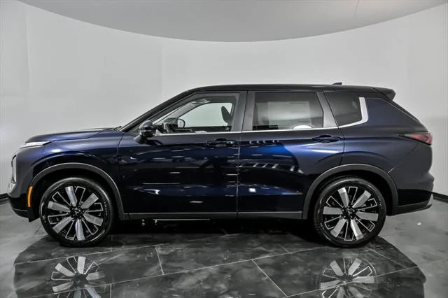 New 2026 Cosmic Blue Metallic Mitsubishi SE 1.5T S-AWC image 6