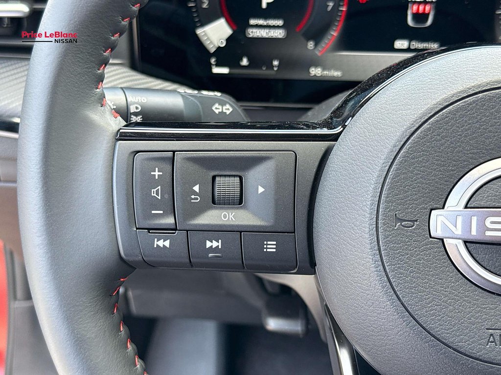 2025 Nissan Kicks SR - Photo 13
