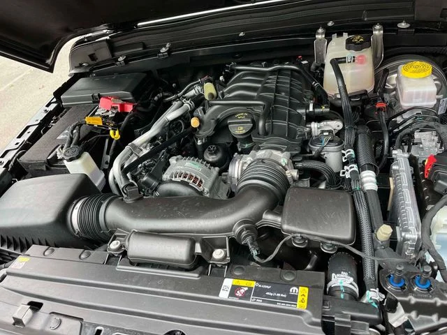 Certified Used 2022 Black Clearcoat Jeep Unlimited Sport S image 13