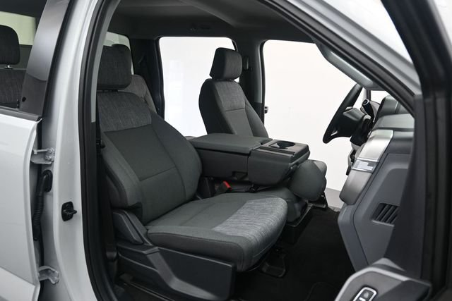 New 2026 Avalanche Ford F-250® XLT image 30