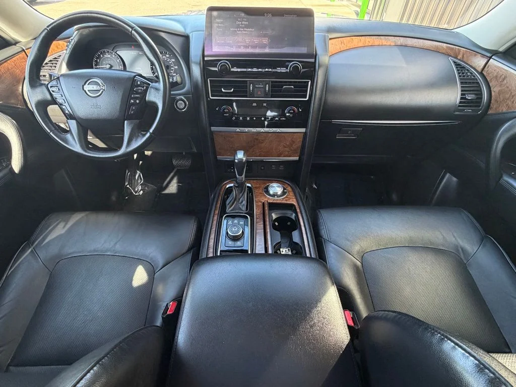 Used 2024 Silver Nissan SL image 11
