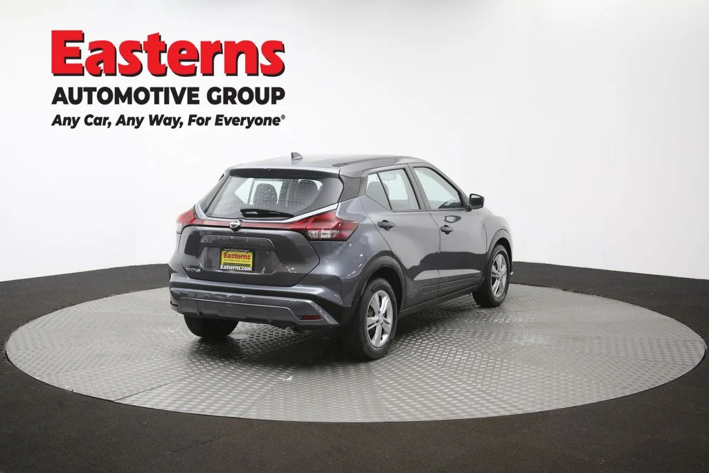 Used 2023 Gray Nissan S image 38