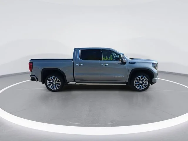Used 2024 Silver GMC Denali image 9
