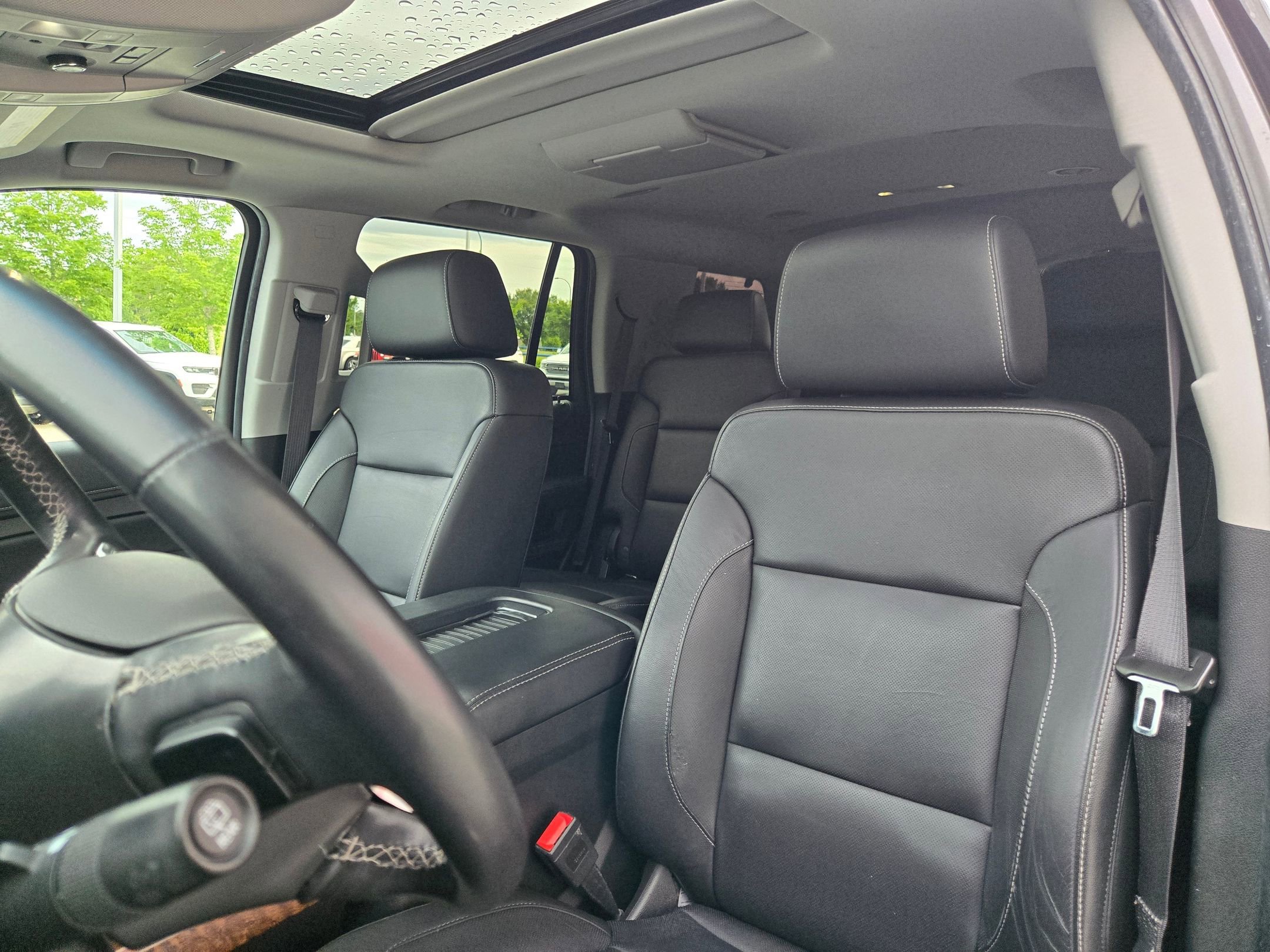 Used 2019 Black Chevrolet Premier image 24