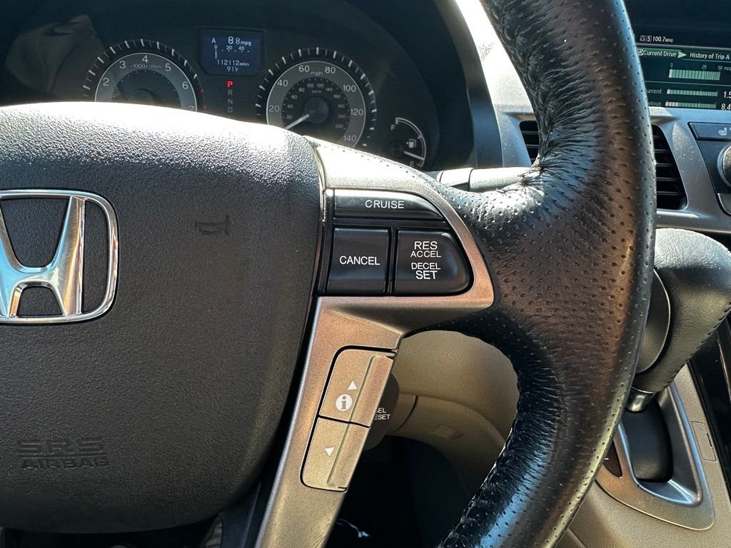 Used 2015 White Honda Touring image 28
