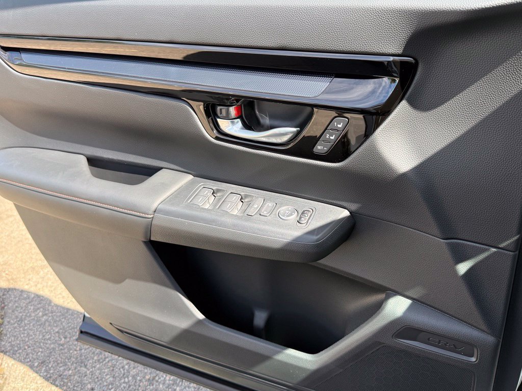 New 2026 Platinum White Pearl Honda Sport Touring image 24