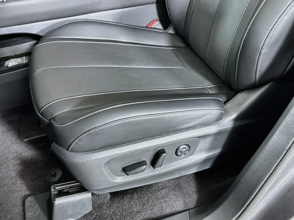 Certified Used 2027 Gray INFINITI LUXE image 26