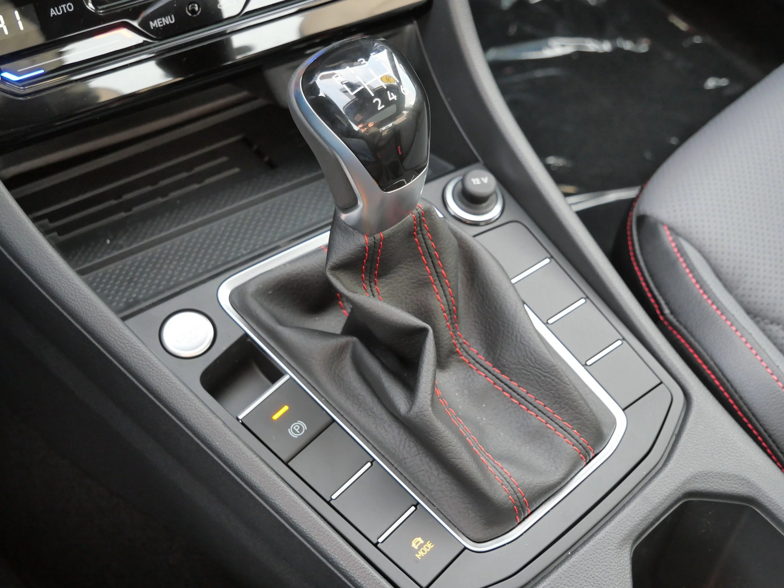 New 2026 Monument Gray w/Deep Black Roof Volkswagen Autobahn image 12