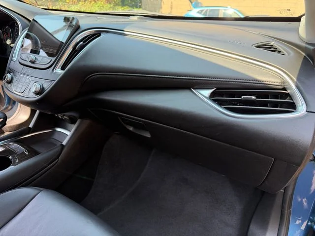 Used 2024 Blue Chevrolet LT image 30