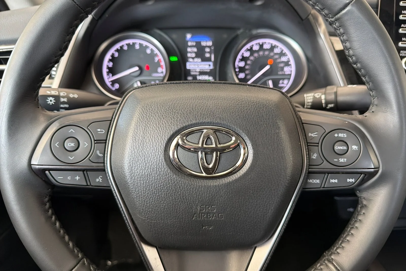 Certified Used 2023 Ice Cap Toyota SE image 21