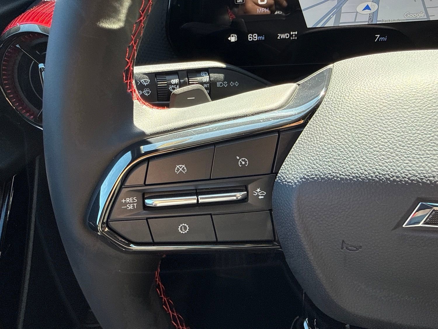 New 2026 Polar White Tricoat Chevrolet RS with Panoramic Sunroof - Safety and Technology Package image 32