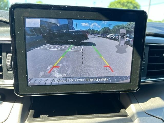Used 2023 Red Ford XLT image 36