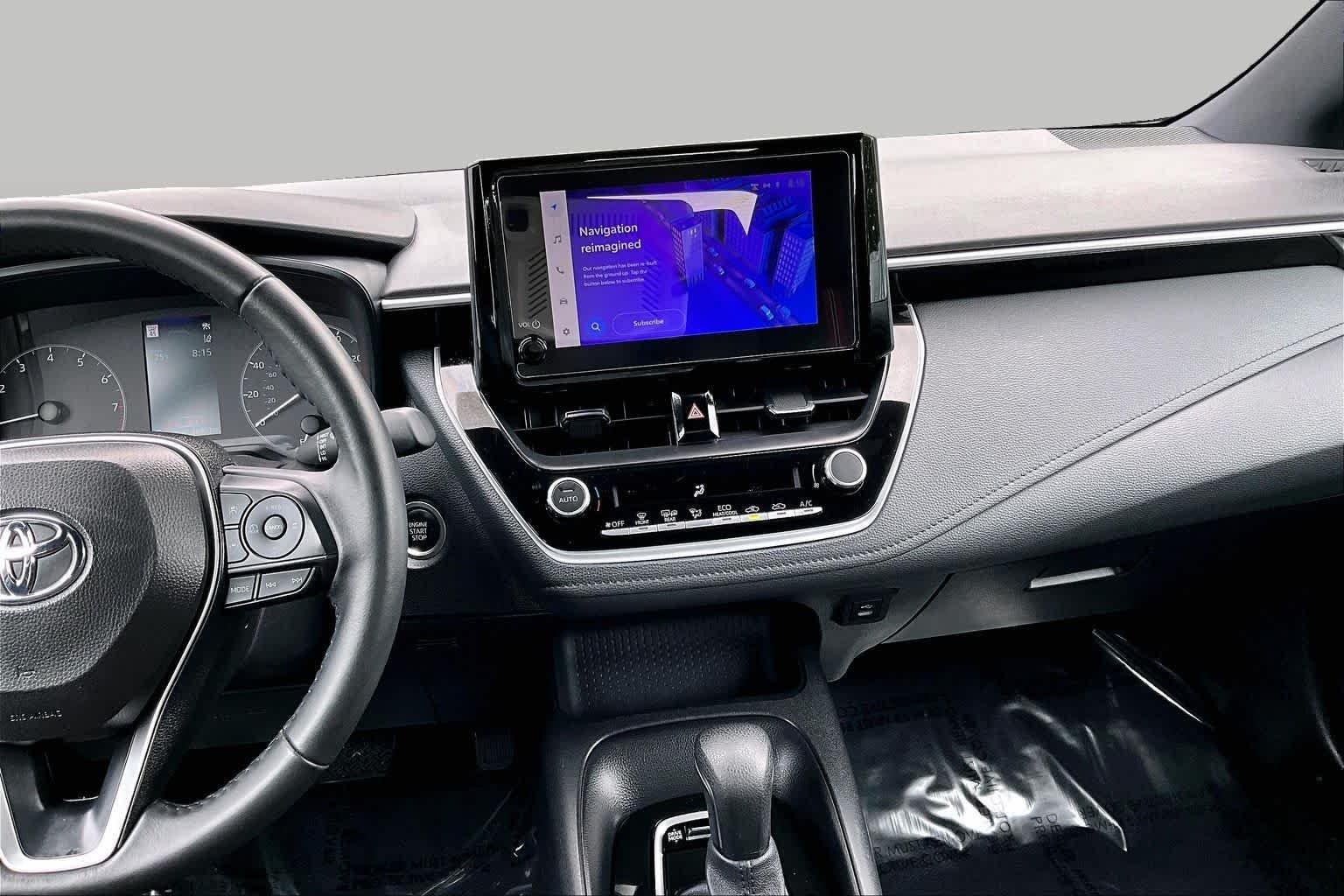 Used 2025 Ice Cap Toyota SE image 7
