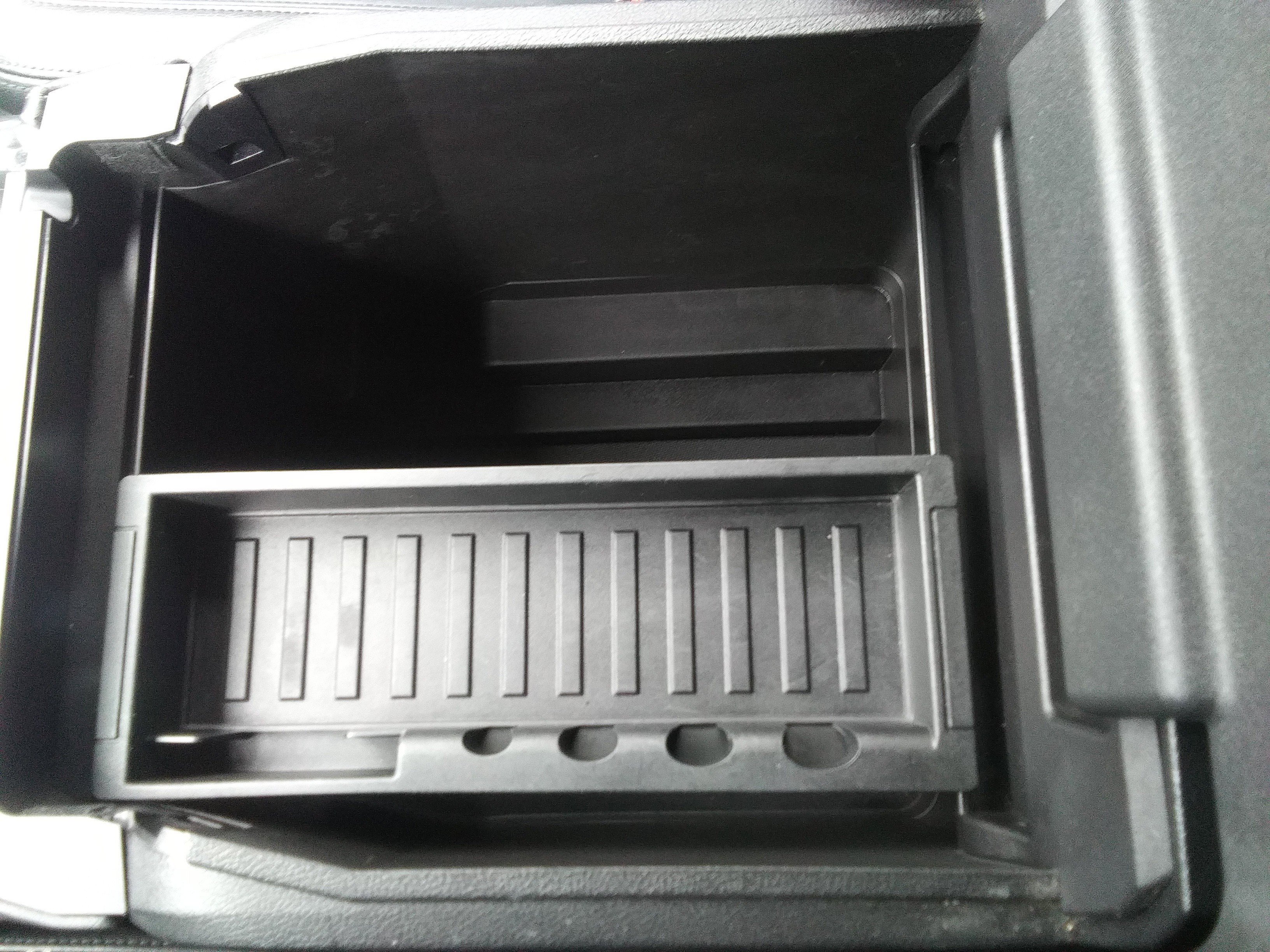 Used 2018 Gray Ford Limited image 18
