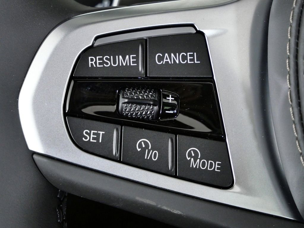 2026 BMW X7 40i - Photo 41