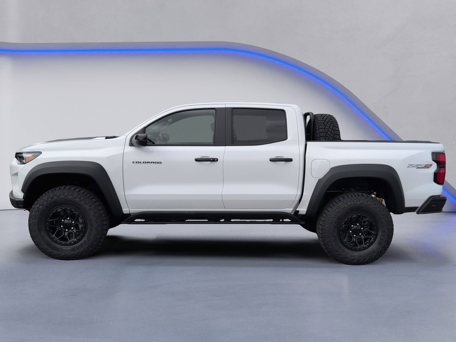 New 2026 Summit White Chevrolet ZR2 image 5