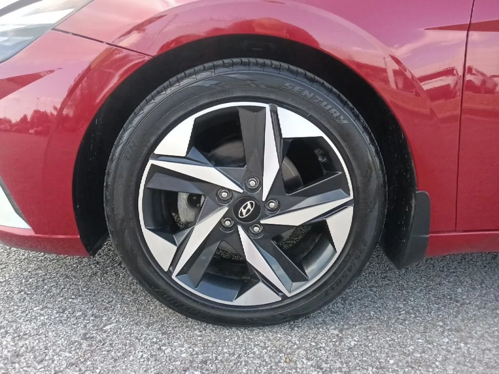 Used 2023 Red Hyundai Limited image 10