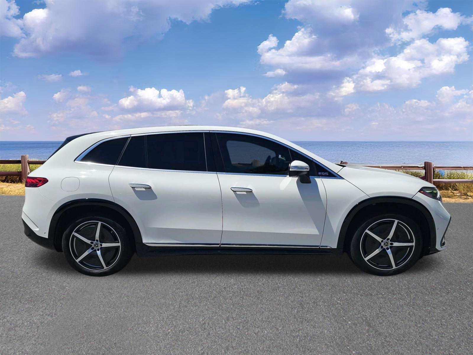 Used 2023 Polar White Mercedes-Benz EQS 450+ image 9