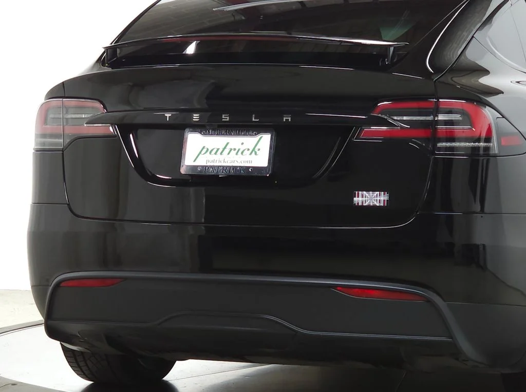 Used 2023  Tesla Plaid image 8