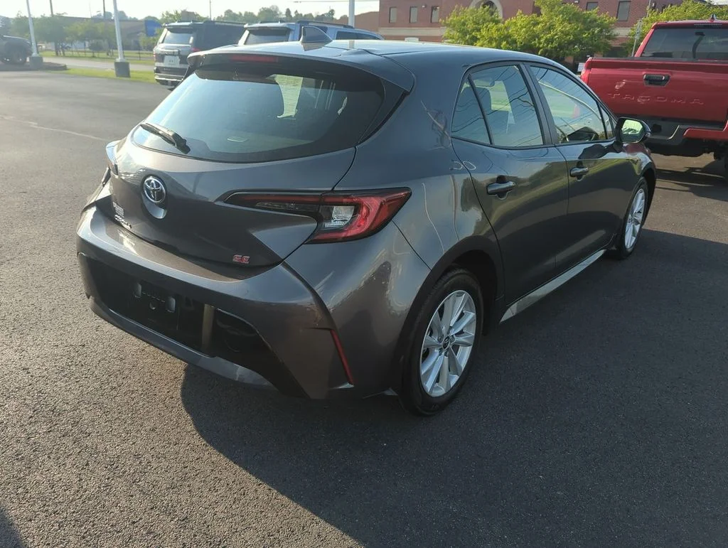 Used 2025 Gray Toyota SE image 8