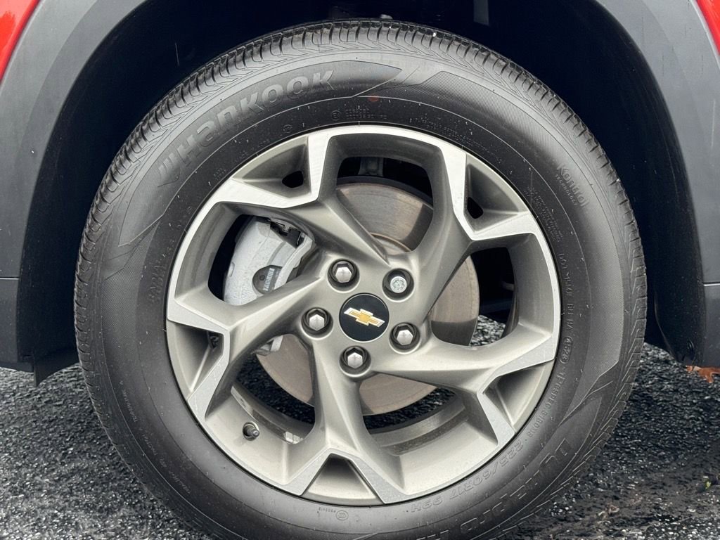 2024 Chevrolet Trax LT - Photo 9