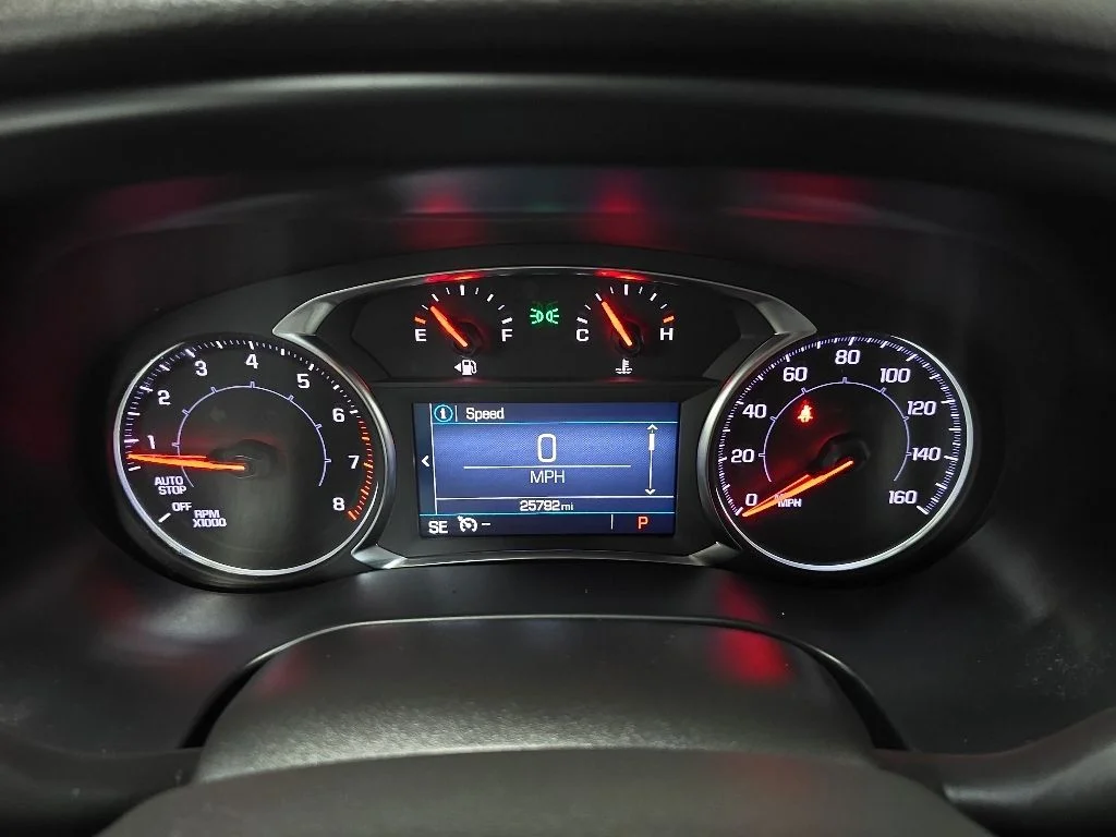 Used 2023 Black GMC SLE image 21