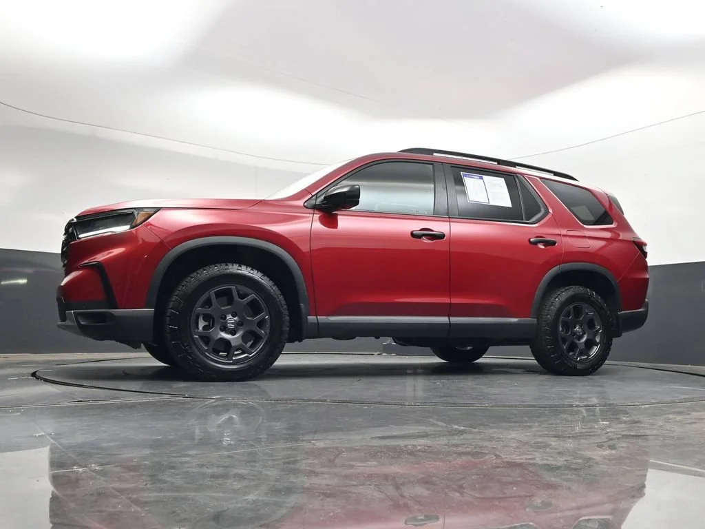 Certified Used 2025 Radiant Red Metallic II Honda TrailSport image 94