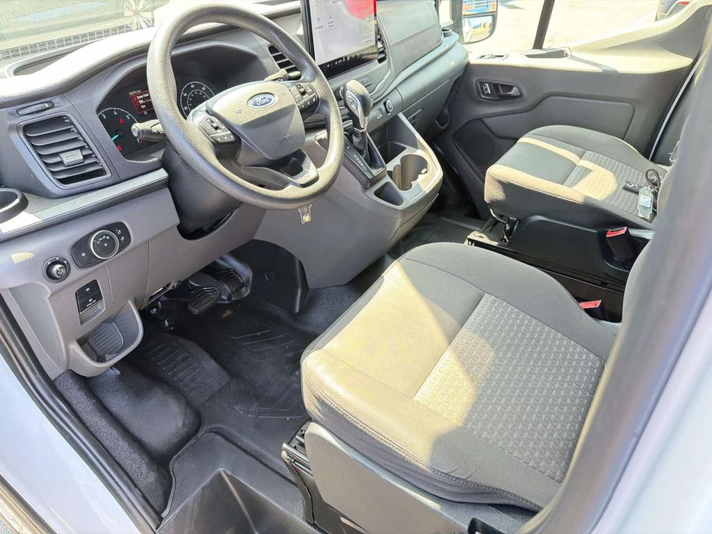 Used 2022 Oxford White Ford XLT image 10