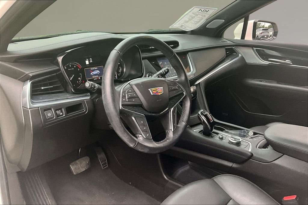 Used 2024 Crystal White Cadillac Premium Luxury image 16