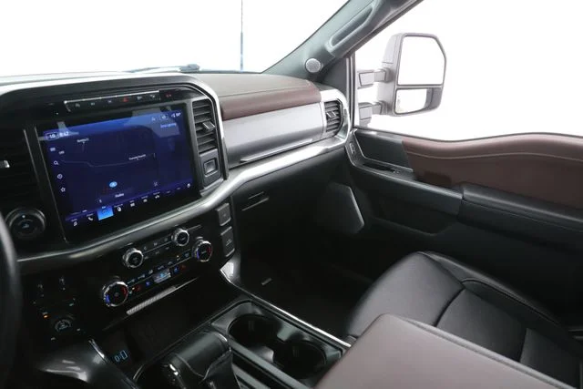 Used 2023 White Ford Lariat image 28