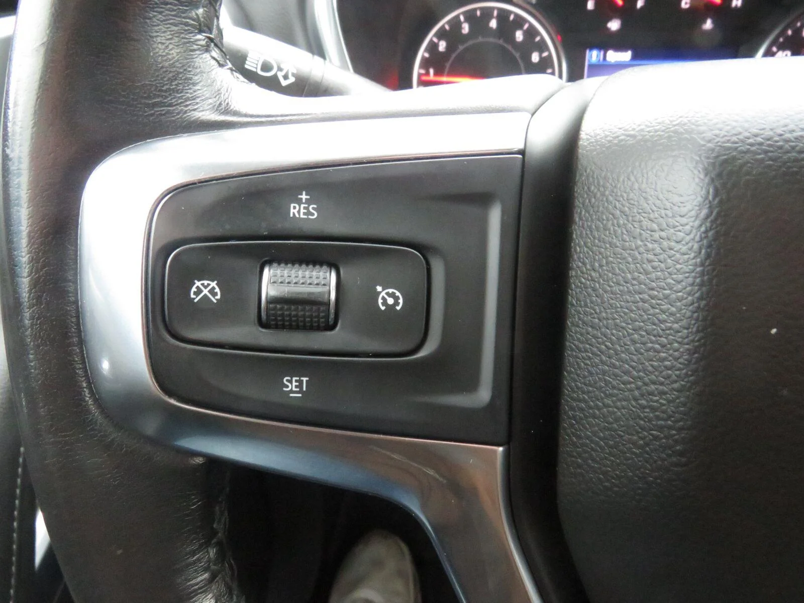 Used 2020 Cajun Red Tintcoat Chevrolet LT image 28