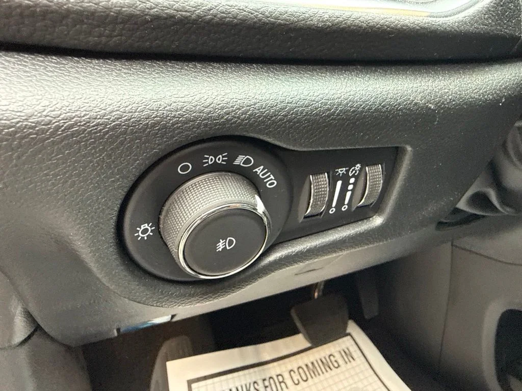 2026 Chrysler Pacifica Limited - Photo 24
