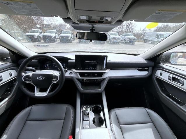 New 2026 Vapor Blue Metallic Ford Active image 26