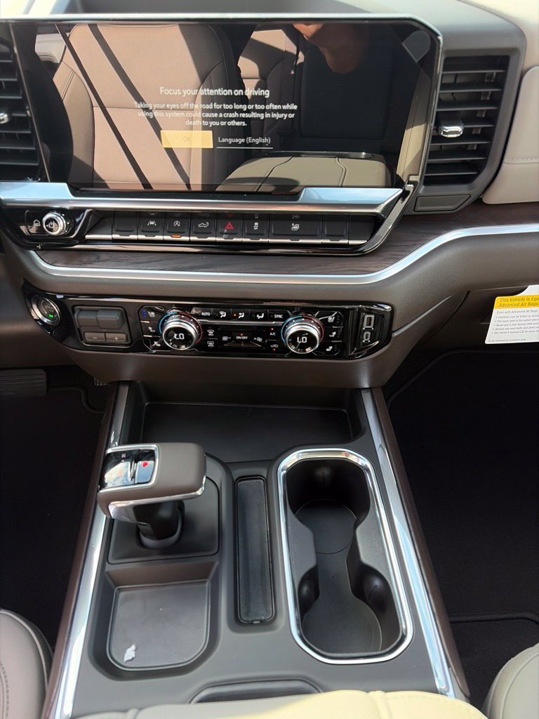 2026 GMC Sierra 1500 SLT - Photo 10