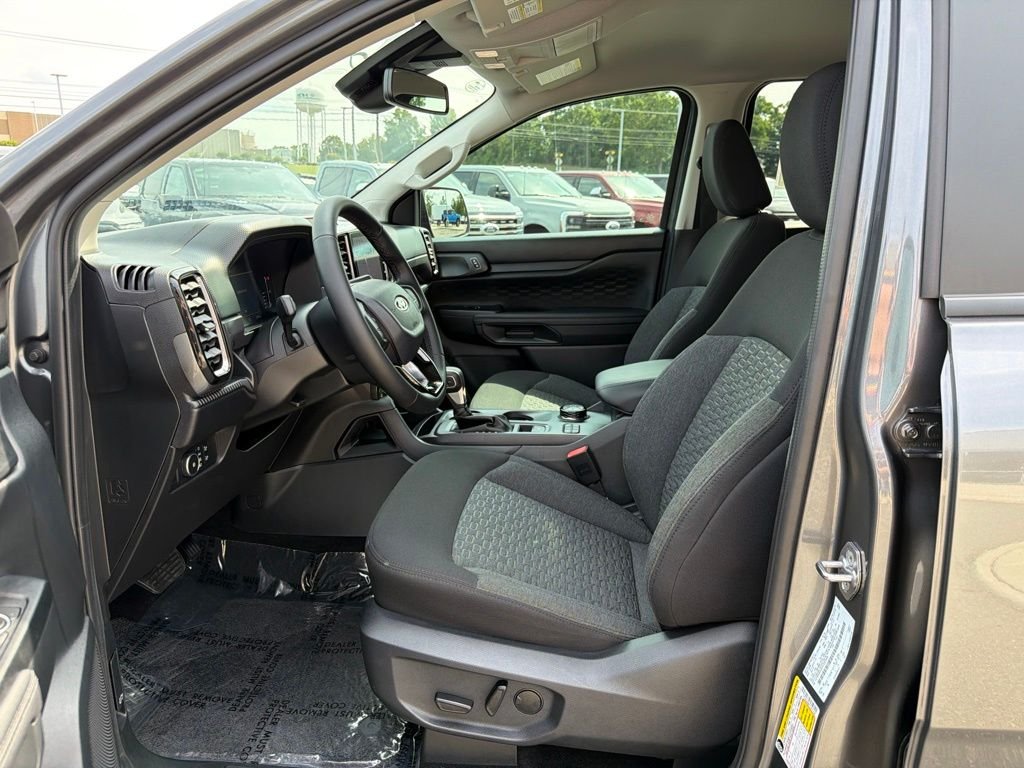 New 2026 Carbonized Gray Metallic Ford XLT image 10