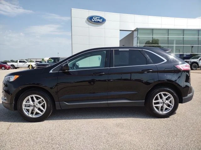 Certified Used 2024 Black Metallic Ford SEL image 2